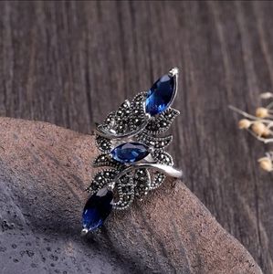 Silver and Sapphire Ring Art Deco Filigree